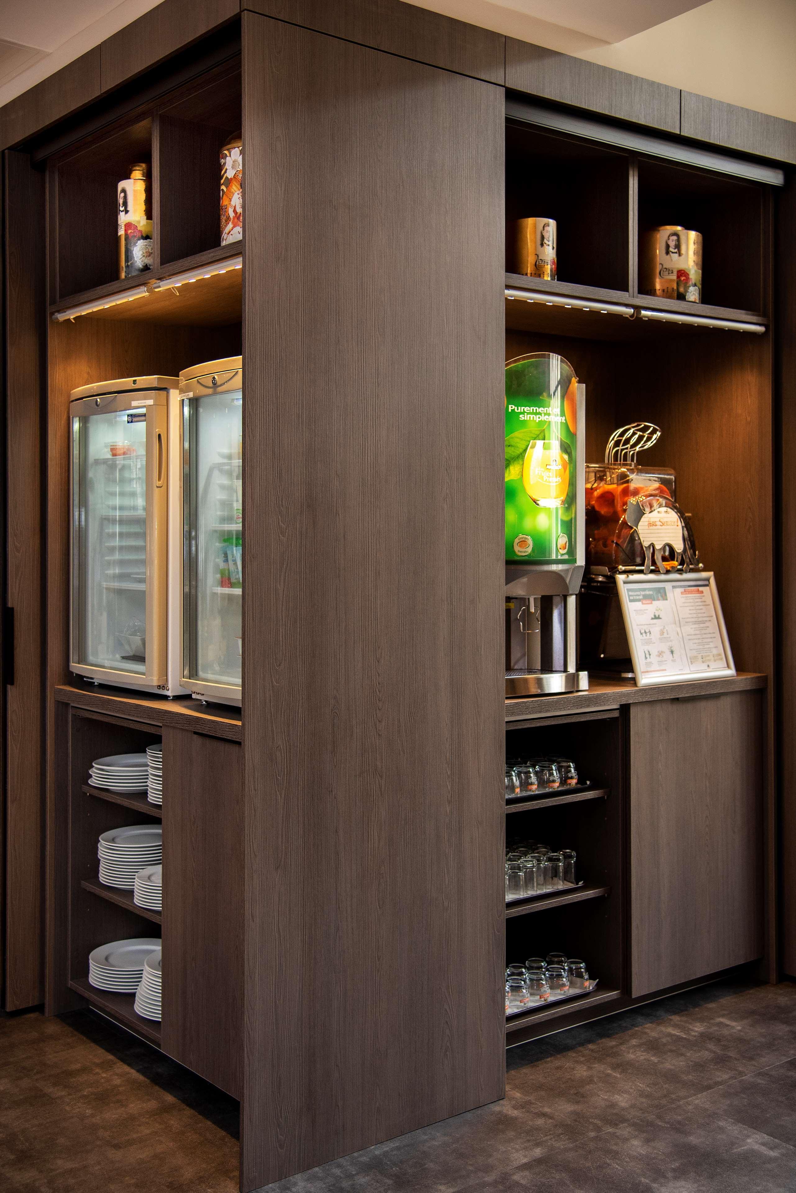 Best Western Plus Hotel Colbert Châteauroux Buitenkant foto
