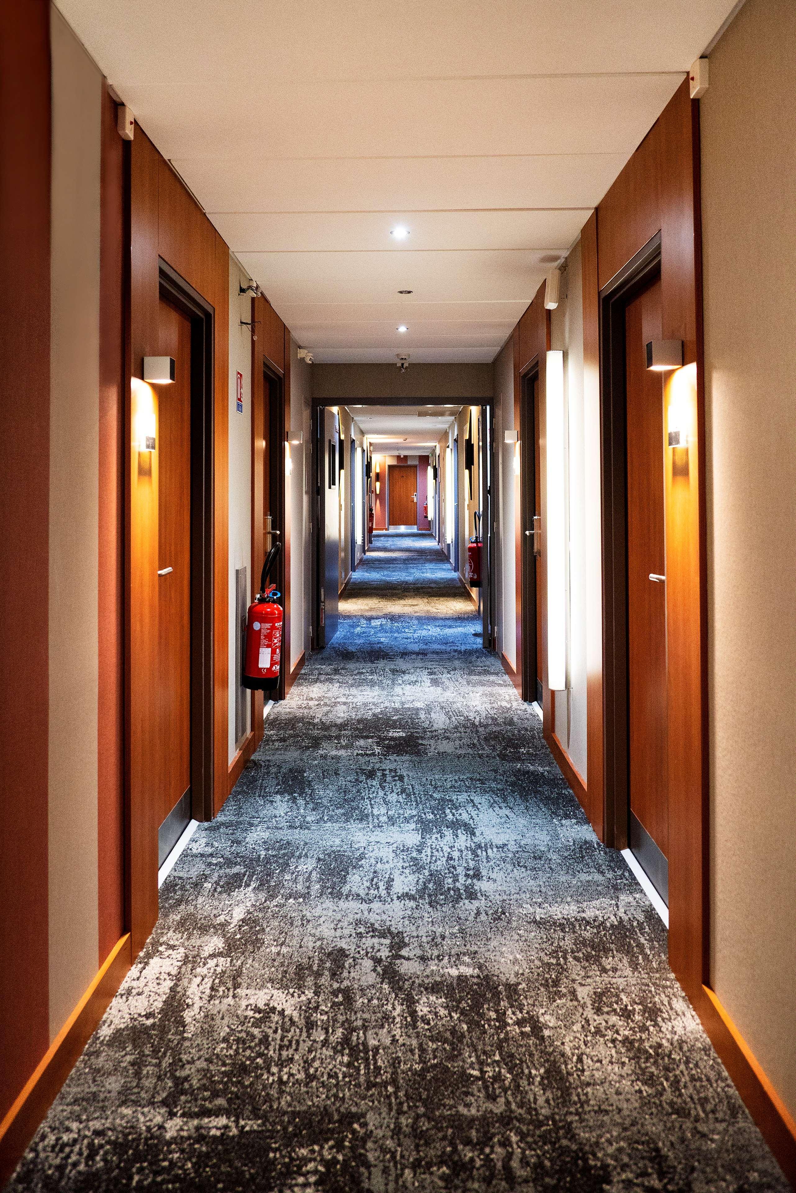 Best Western Plus Hotel Colbert Châteauroux Buitenkant foto