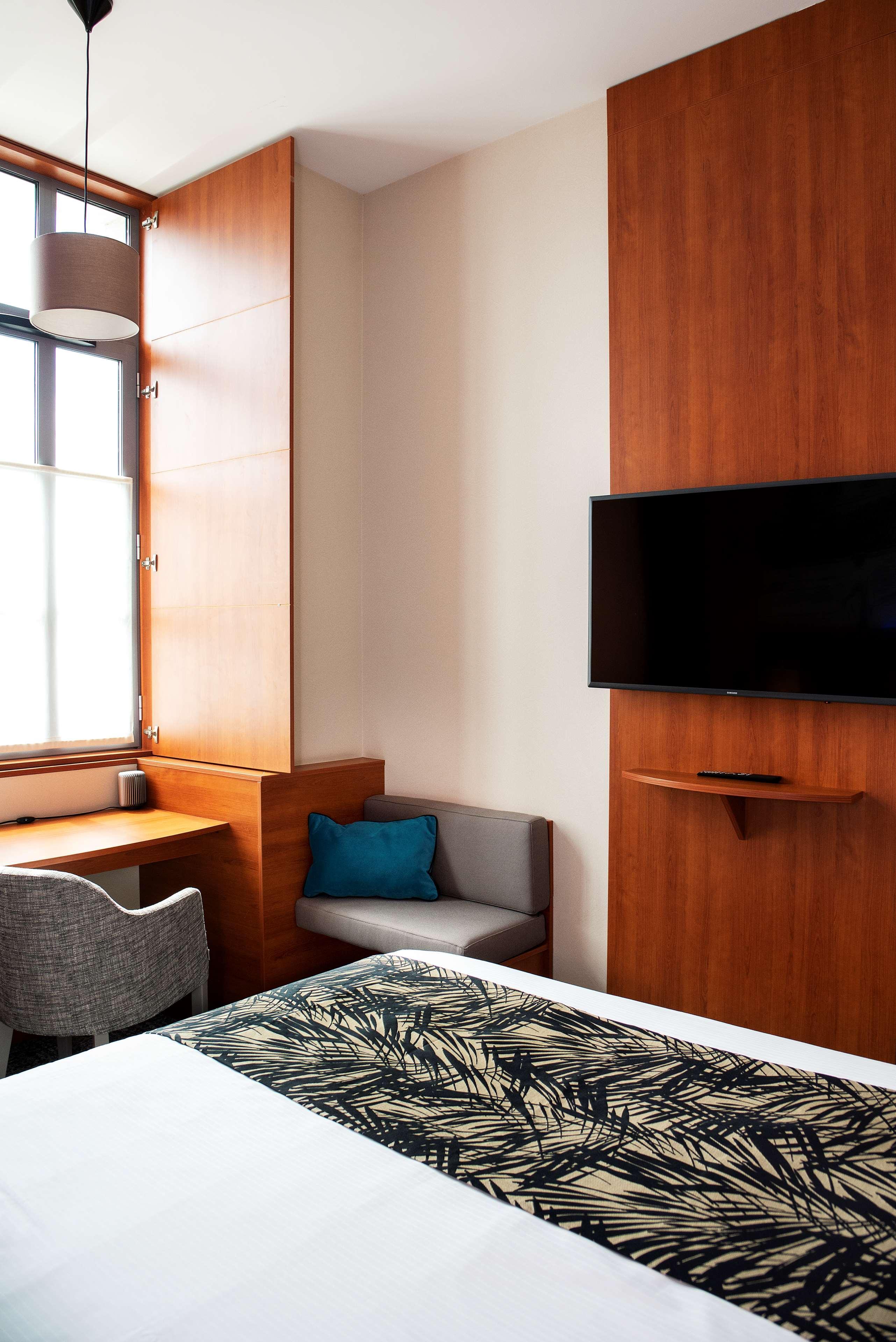Best Western Plus Hotel Colbert Châteauroux Buitenkant foto