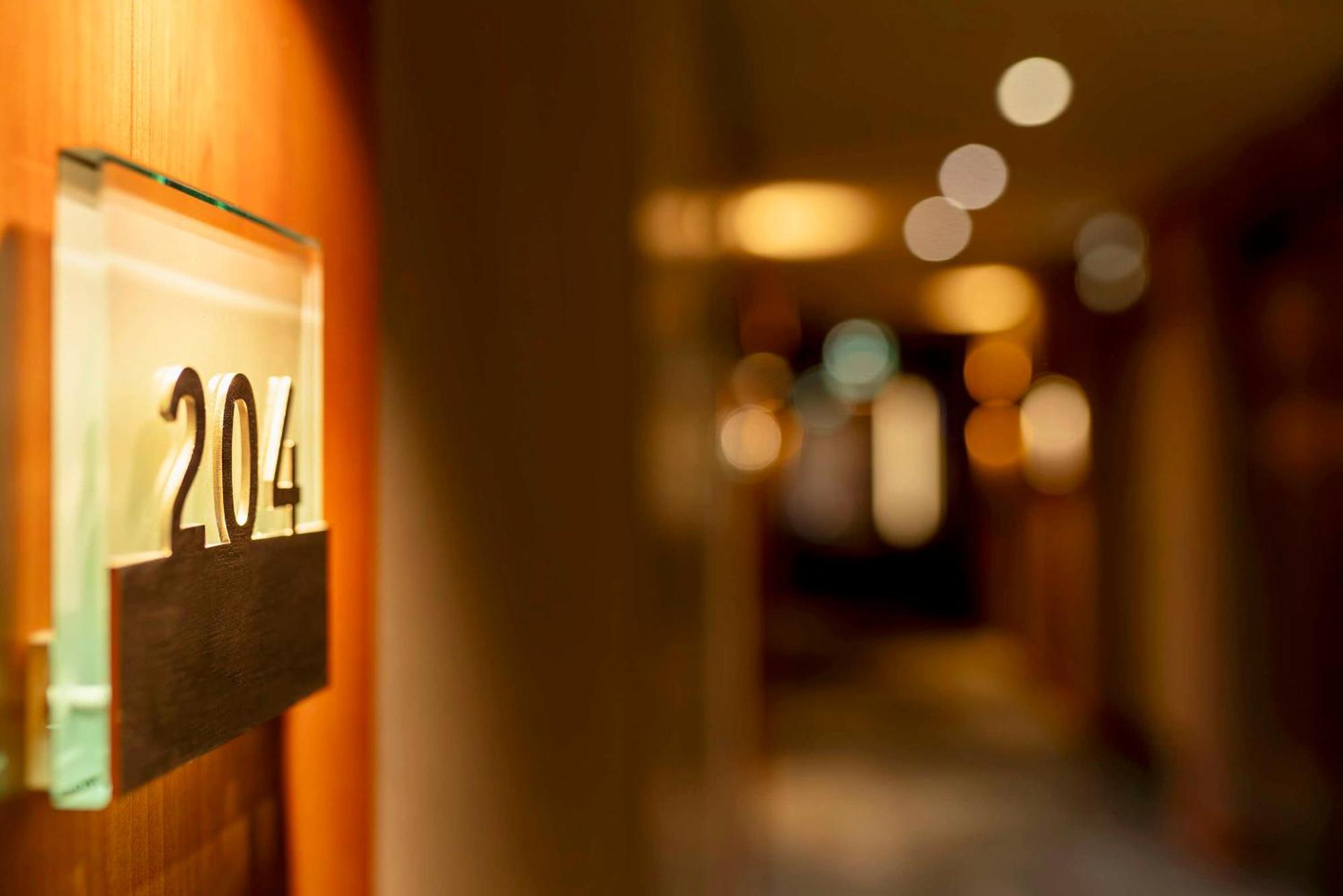 Best Western Plus Hotel Colbert Châteauroux Buitenkant foto